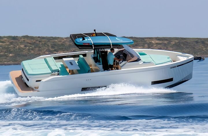 Alquiler De Antonio D32 en Ibiza y Formentera