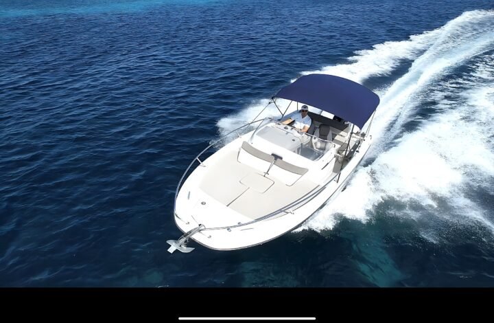 Alquiler Jeanneau Cap Camarat en Ibiza y Formentera