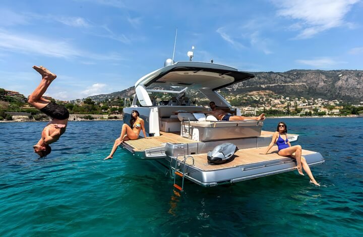 Alquiler Jeanneau DB/43 en Ibiza y Formentera