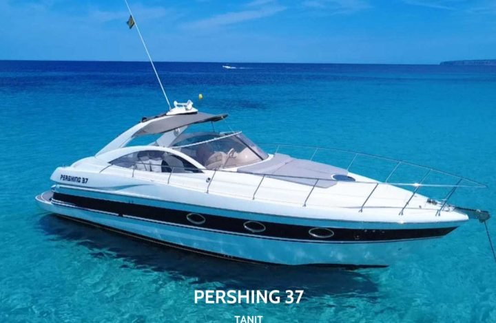 Alquiler Pershing 37 en Ibiza y Formentera