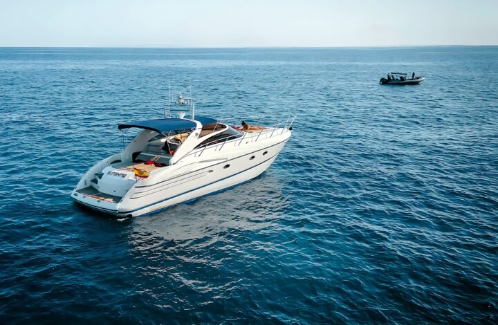 Alquiler Princess V50 en Ibiza y Formentera